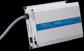 Votronic Automatic Charger VAC 1224-16 Station mit Ölflexkabel 4m (Modell 2020)